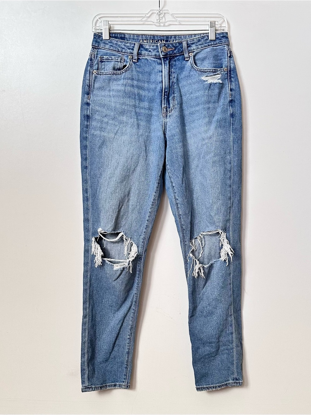 American Eagle Mom Jean Ripped Size 4 - Picture 3 of 8